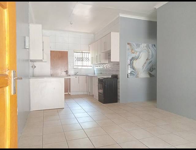 3 BEDROOM HOUSE FOR SALE IN GREENHILLS